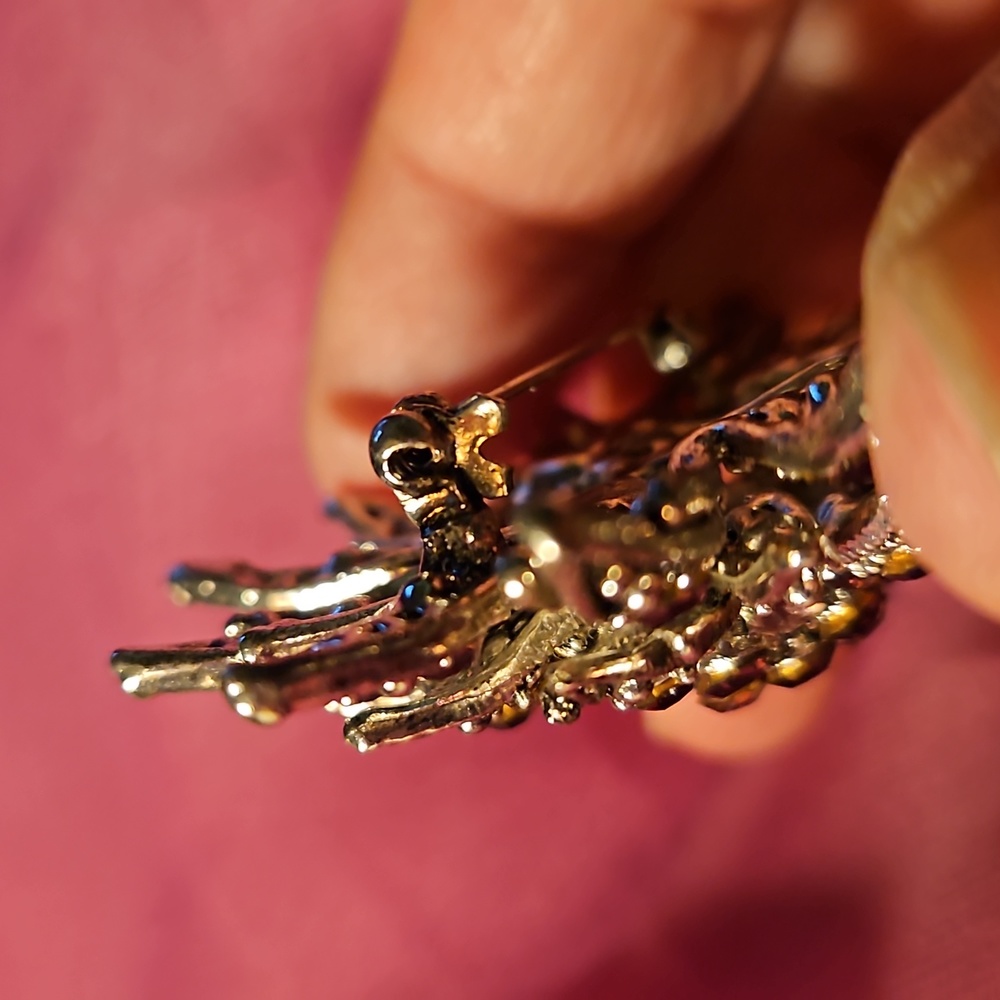 Vintage purple rhinestone brooch - Picture 4 of 5